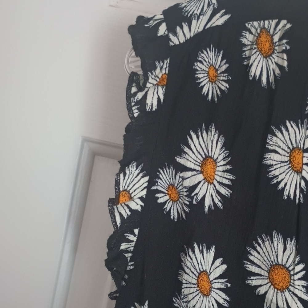 Signature by Sangria Black Daisy Print Maxi Dress - Picture 3 of 9